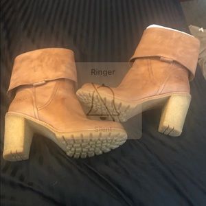 Ugg leather size 9 boots